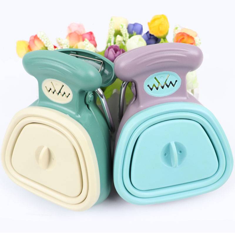 Pets Travel Foldable Cleaning Tool Cats & Dogs Pet Toilet a1fa27779242b4902f7ae3: 1|10|11|2|3|4|5|6|7|8|9